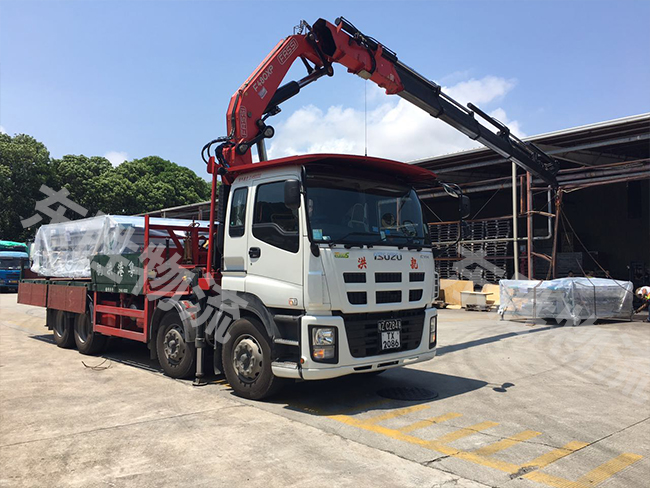 特种车运输到香港,特种车到香港物流,中港拖车吨车运输专线,到香港吊机车,平板车矮排车--东胜物流；深圳到香港物流,香港物流专线,深圳香港进出口,中港物流,香港深圳货运运输,深圳市东胜物流有限公司