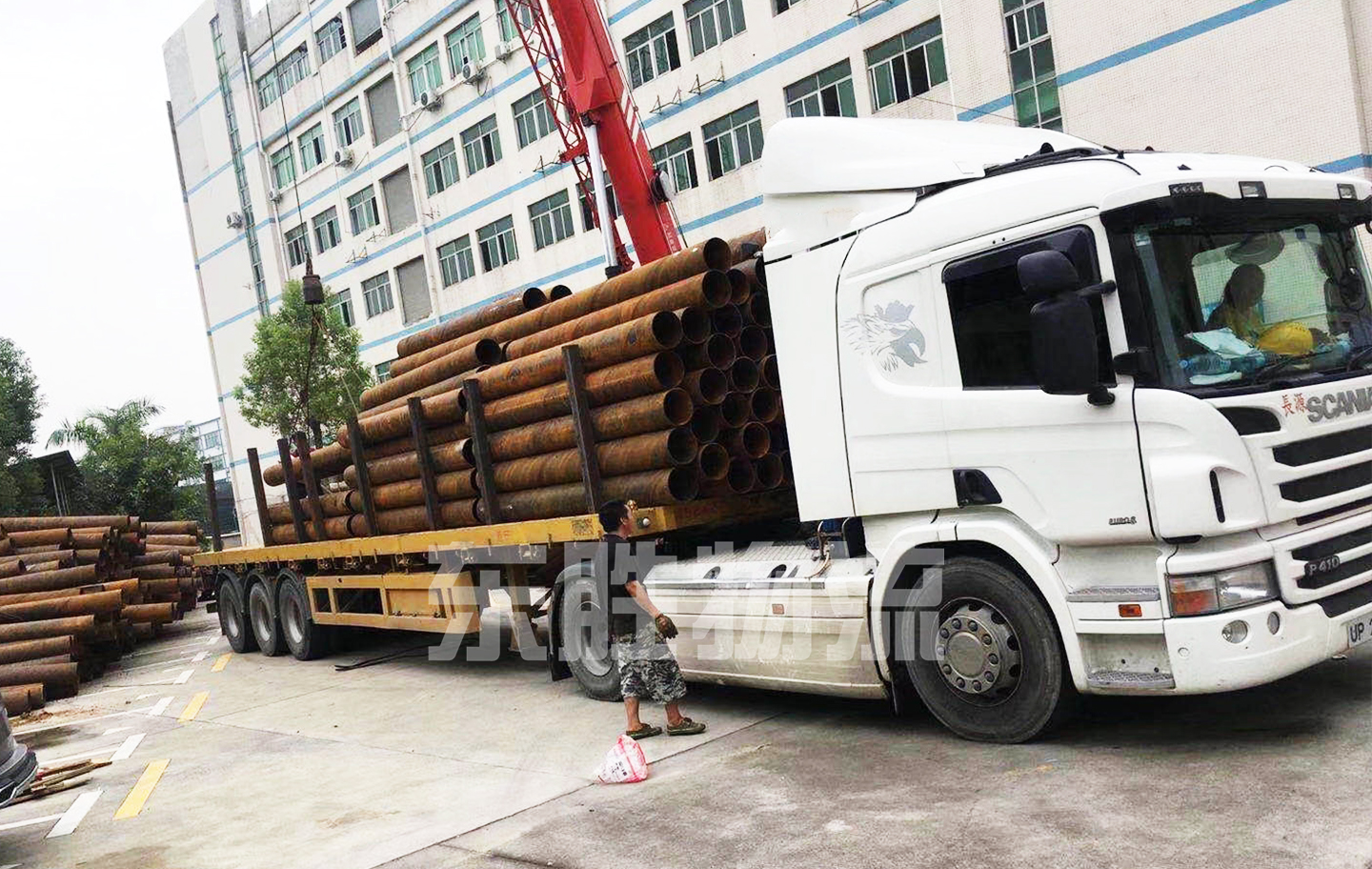 钢结构、钢材物流到香港,大件钢材钢管运输至香港,发钢材到香港怎么操作?钢板发香港运输案例